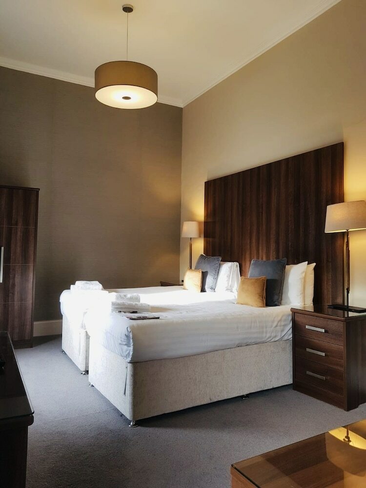Hotel 28 York Place
