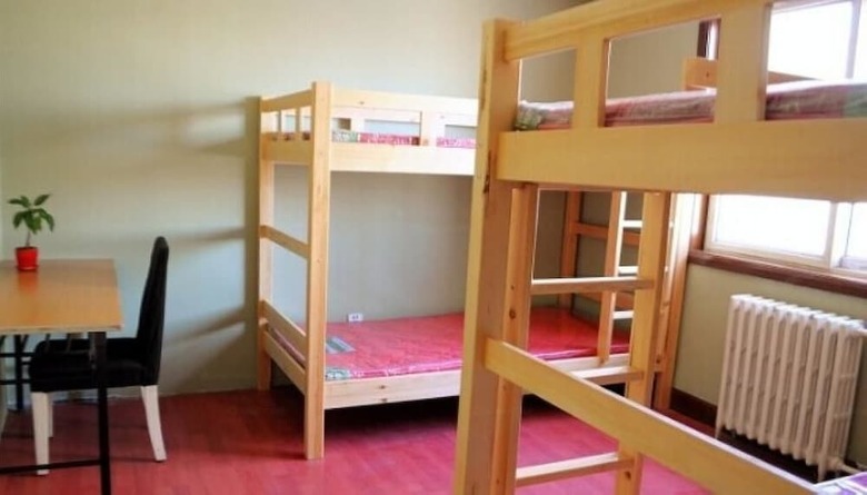 Hostal Leo Hostel