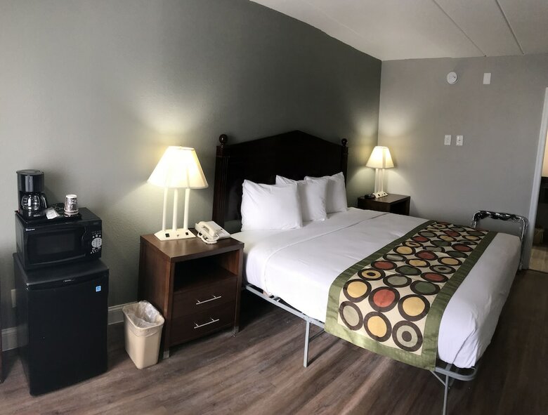 Motel Oceans 24