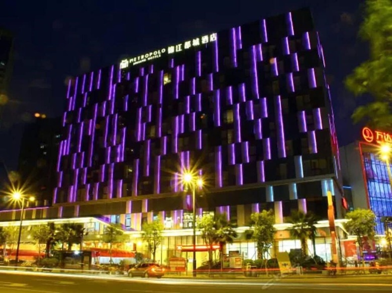 Metropolo Jinjiang Wanda Plaza Hotel