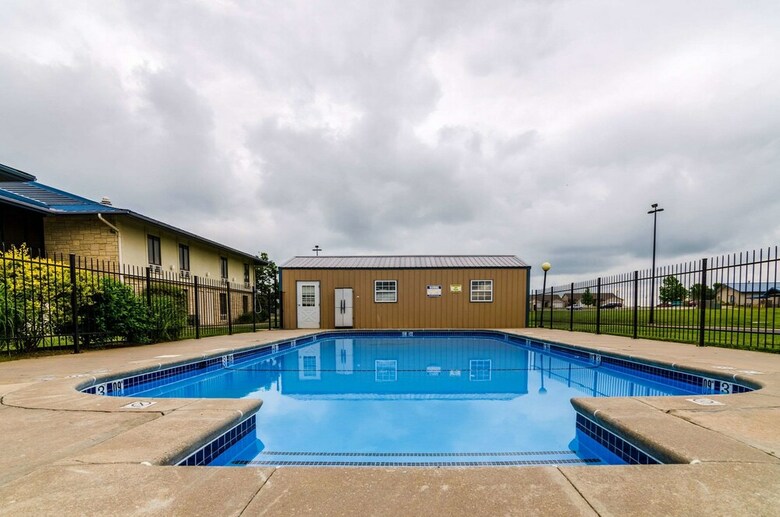 Hotel Quality Inn & Suites