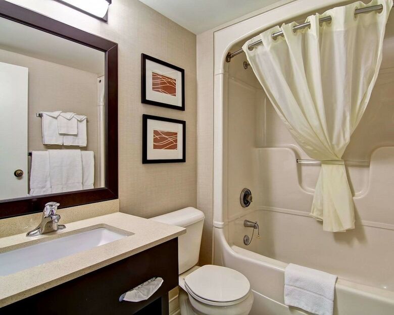 Hotel Comfort Inn St. Catharines