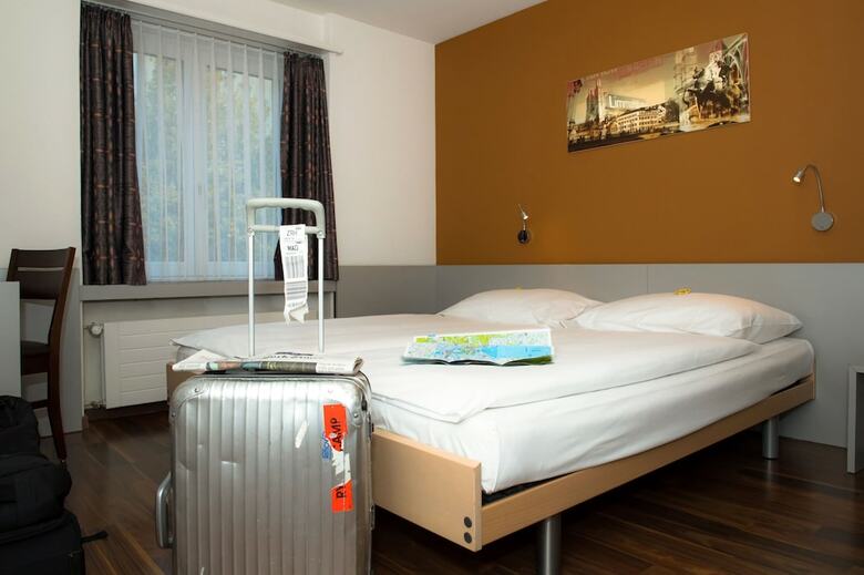 Hotel Alexander Guesthouse