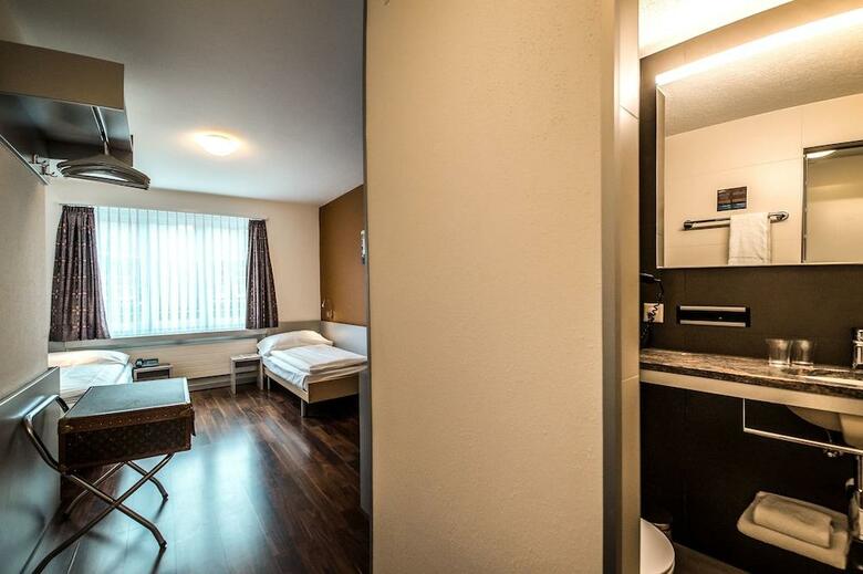 Hotel Alexander Guesthouse
