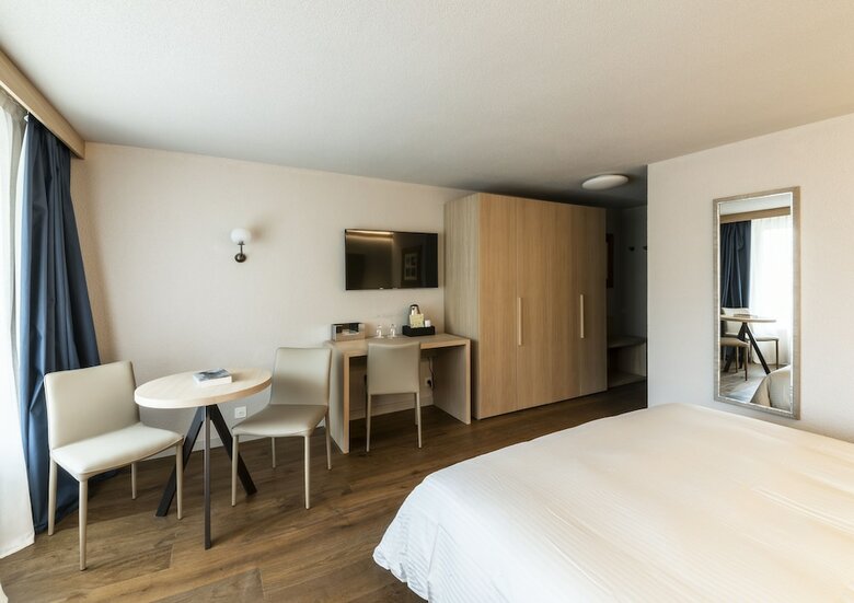 Maya Caprice Boutique Hotel & Spa