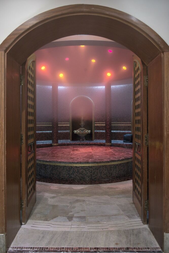 Le Royal Hotel- Beirut