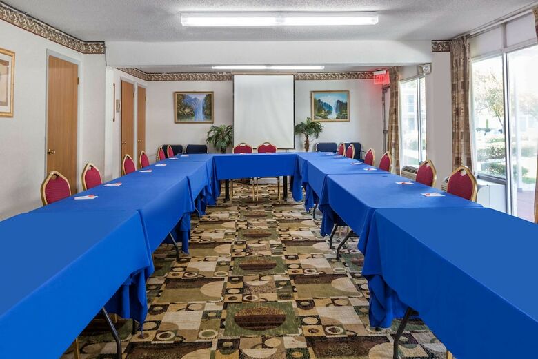 Hotel Howard Johnson By Wyndham Albany