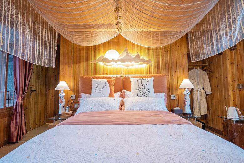 Long Ji The One Hotel