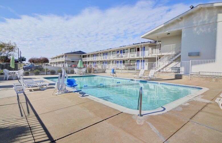 Motel 6 Denton, Tx - Unt