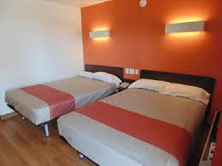Motel 6 Denton, Tx - Unt