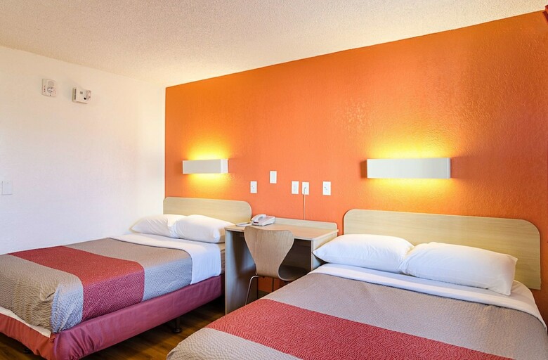 Motel 6 Denver, Co - Federal Boulevard
