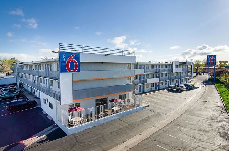 Motel 6 Denver, Co - Federal Boulevard