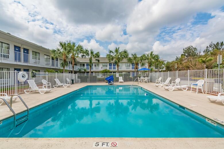 Motel 6 Ft. Pierce, Fl