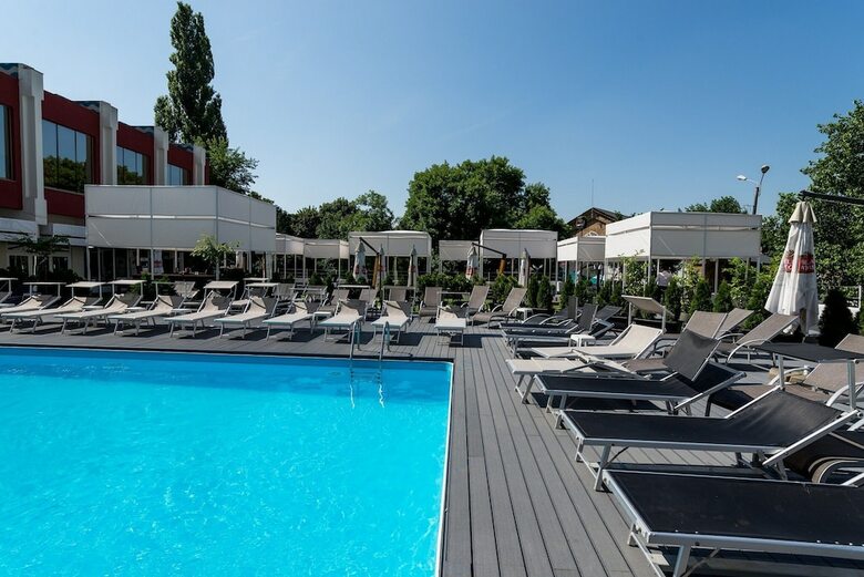 Hotel North Star Continental Resort