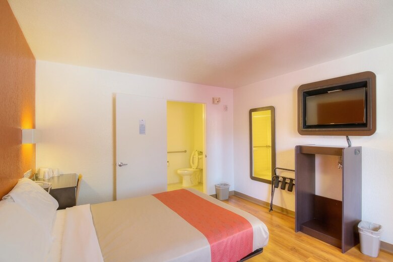 Motel 6 Simi Valley, Ca