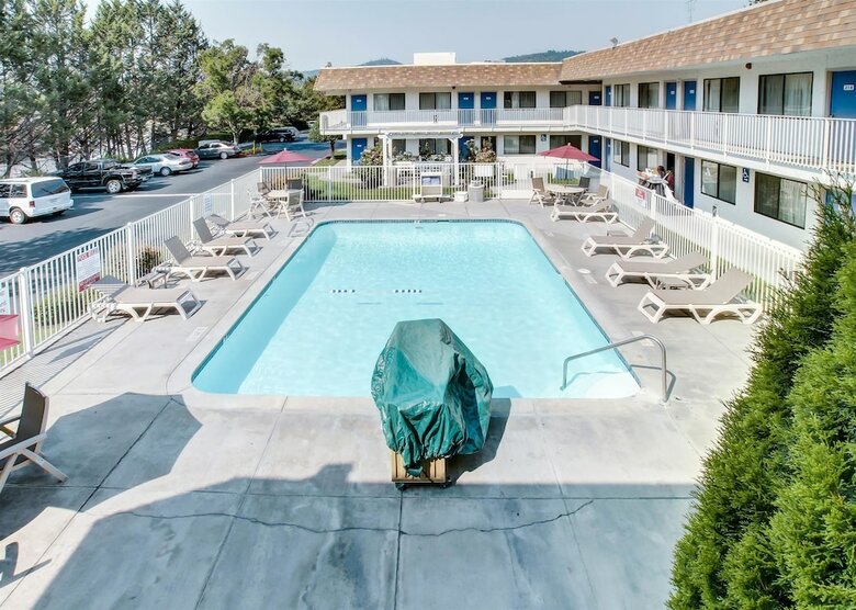 Motel 6 Grants Pass, Or