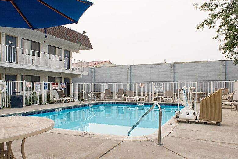 Motel 6 Kalispell, Mt
