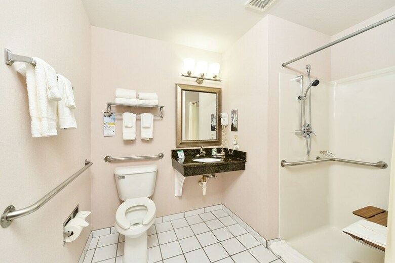 Hotel Quality Inn & Suites Stoughton - Madison South
