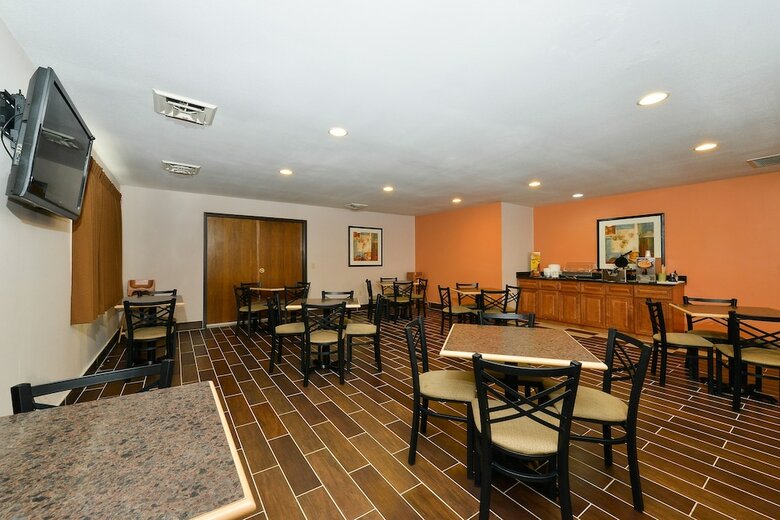 Hotel Quality Inn & Suites Stoughton - Madison South