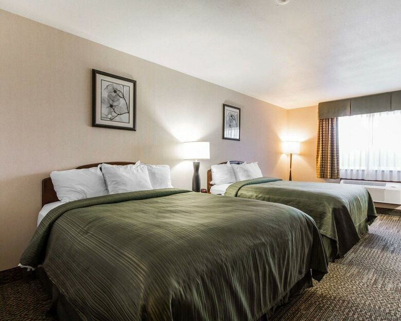 Hotel Quality Inn & Suites Stoughton - Madison South
