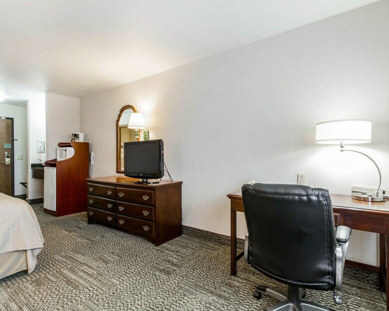 Hotel Quality Inn & Suites Stoughton - Madison South