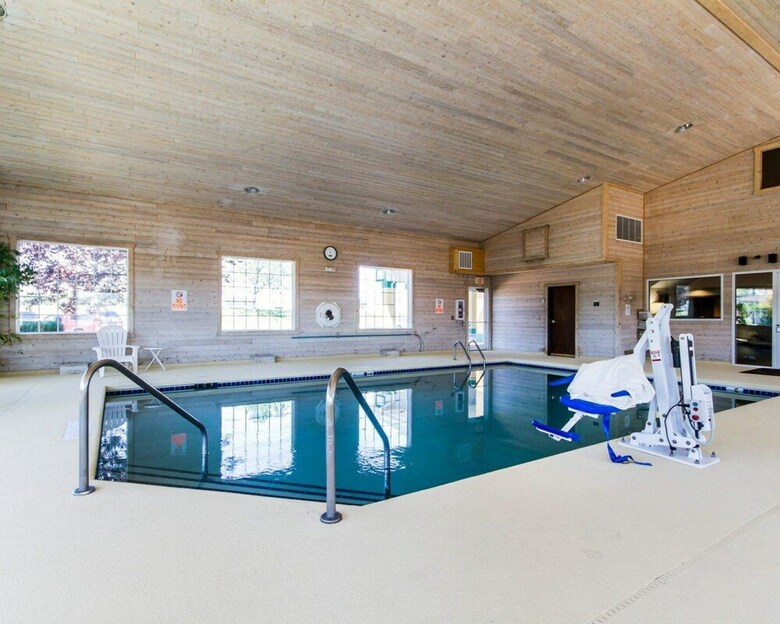Hotel Quality Inn & Suites Stoughton - Madison South