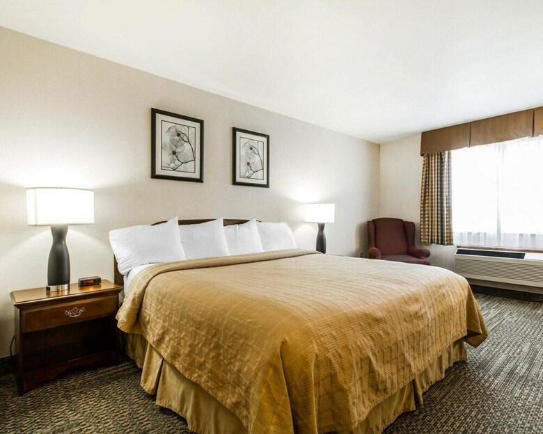 Hotel Quality Inn & Suites Stoughton - Madison South