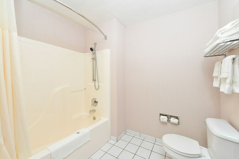Hotel Quality Inn & Suites Stoughton - Madison South
