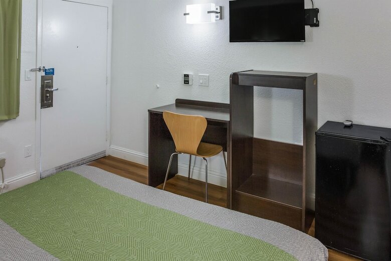 Motel 6 King City Ca