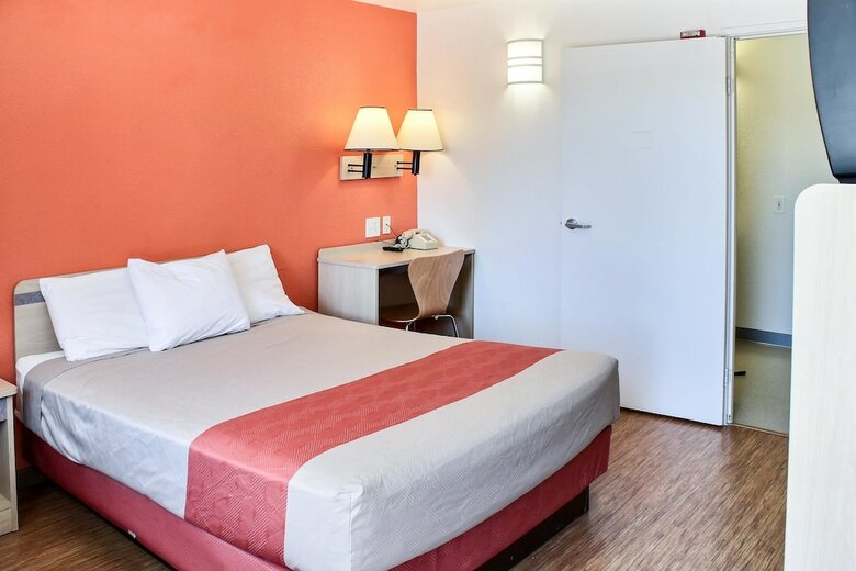 Motel 6 King City Ca