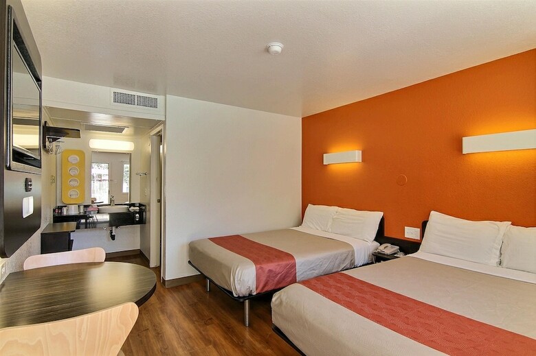 Motel 6 Carpinteria, Ca - Santa Barbara - North