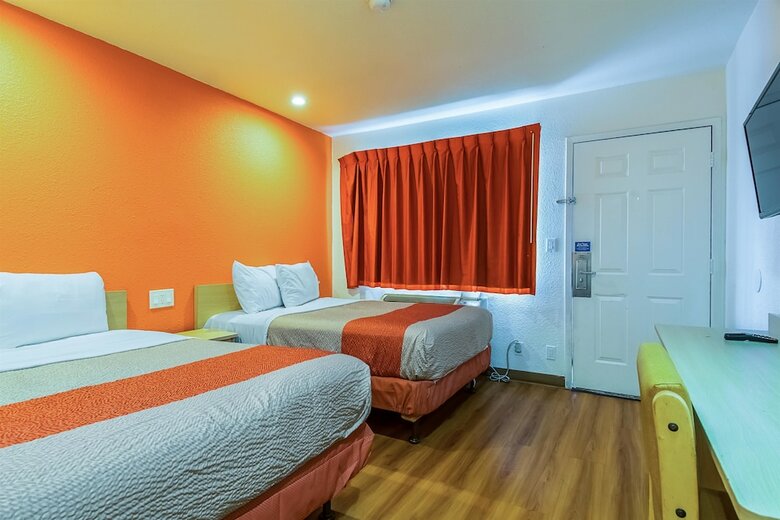 Motel 6 Bakersfield, Ca - Airport