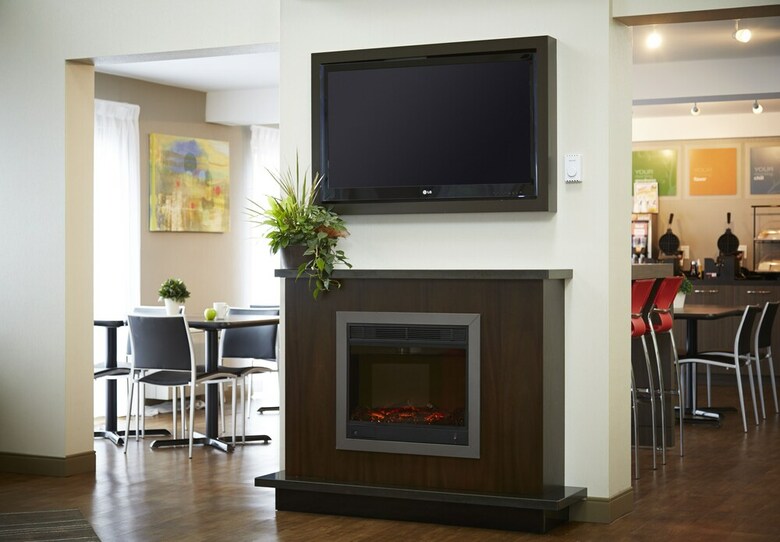 Hotel Comfort Inn East