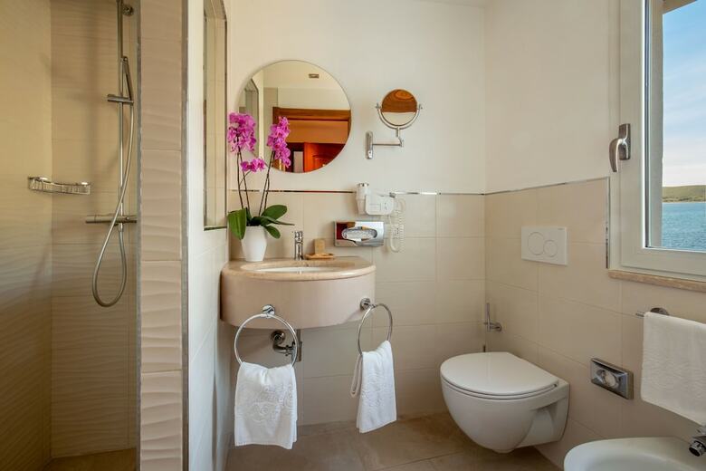 El Faro Hotel & Spa