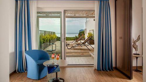 El Faro Hotel & Spa