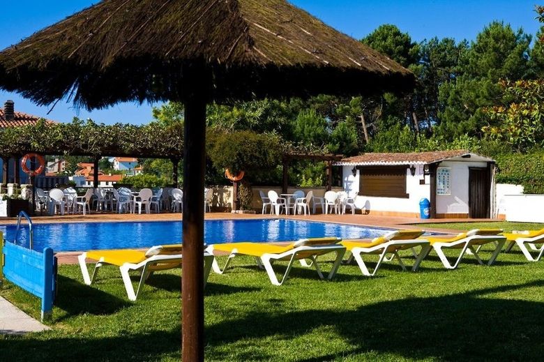 Aparthotel Punta Cabicastro