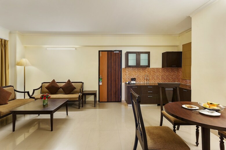 Hotel Aloha On The Ganges