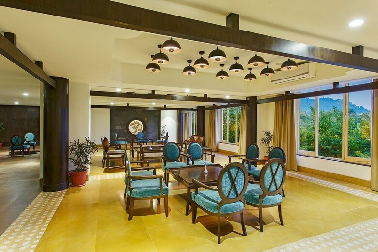 Hotel Aloha On The Ganges