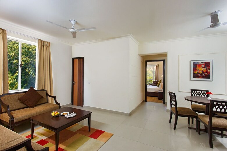 Hotel Aloha On The Ganges