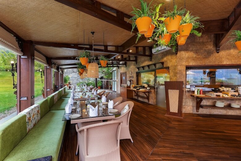 Hotel Aloha On The Ganges