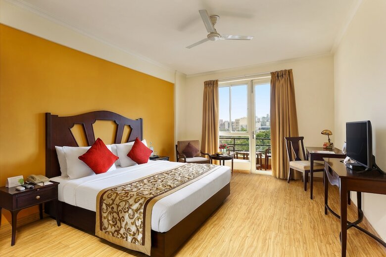 Hotel Aloha On The Ganges