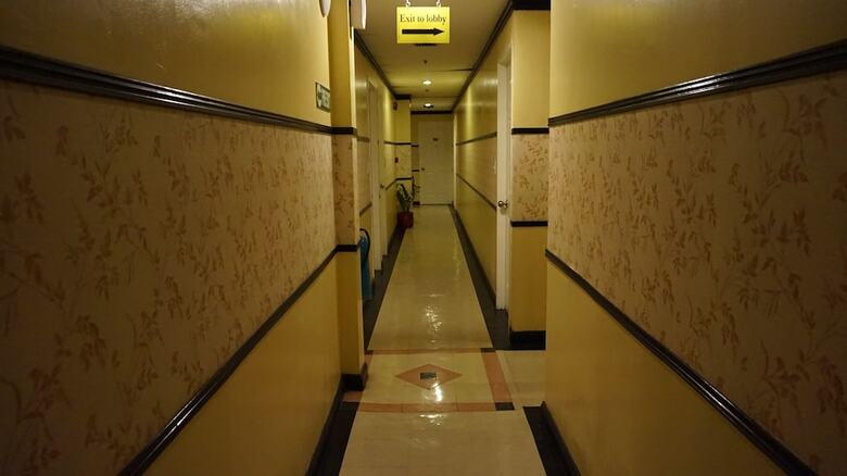 Hotel Sogo Lrt Monumento Station