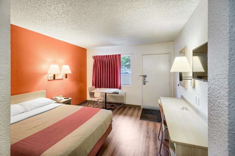 Motel 6 Everett, Wa - South