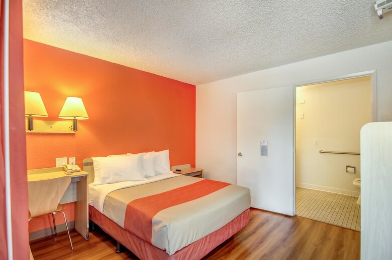 Motel 6 Stockton, Ca - North