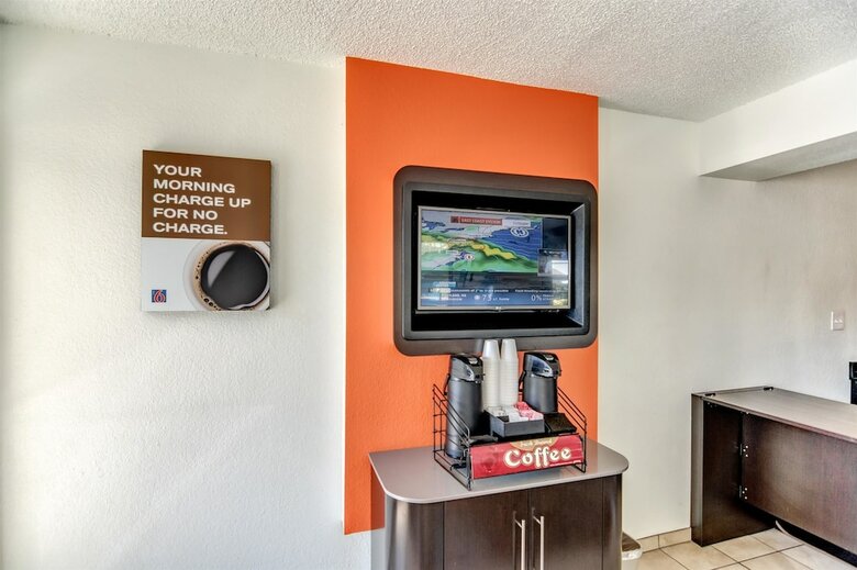 Motel 6 Stockton, Ca - North