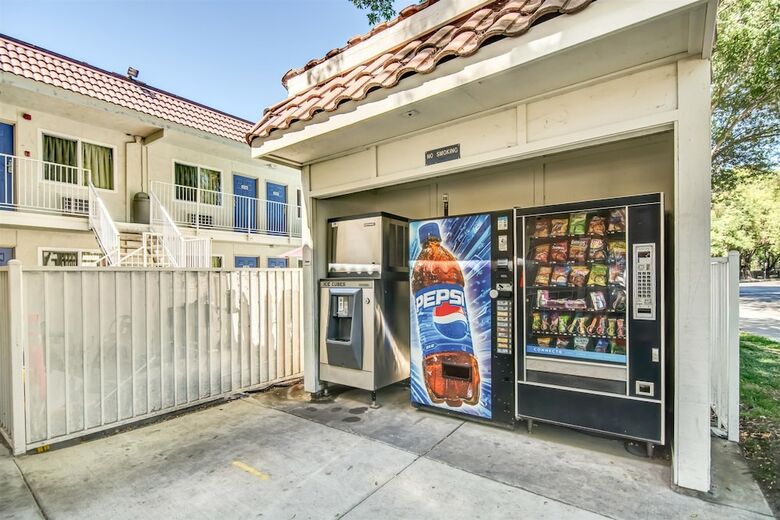 Motel 6 Stockton, Ca - North