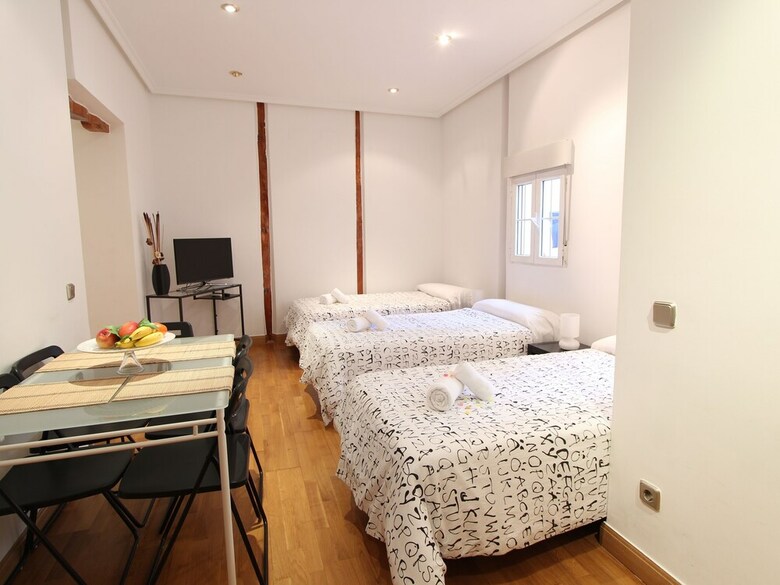 Apartamentos Good Stay Prado