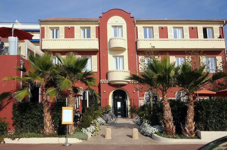 Hotel A�va H�tel