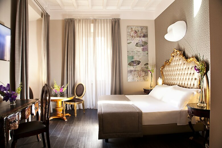 Corso 12 Rooms And Suites