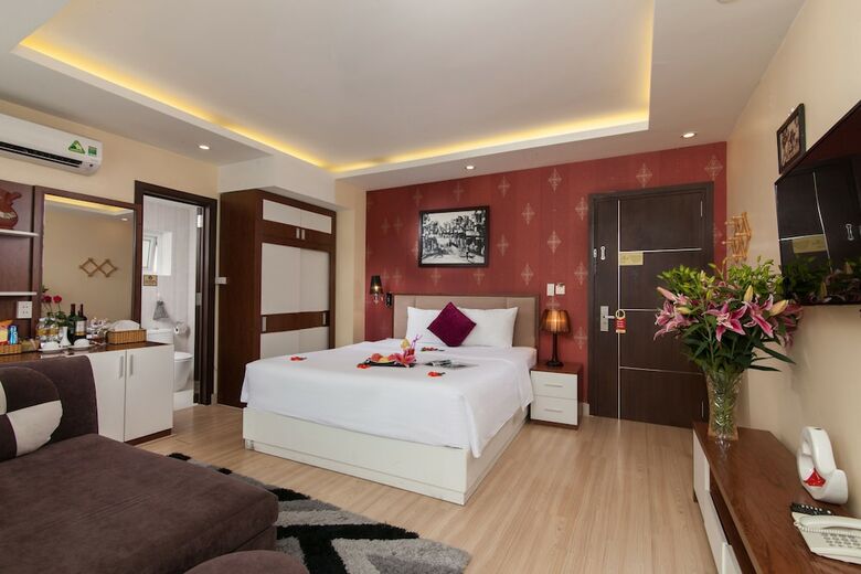 Golden Legend Diamond Hotel